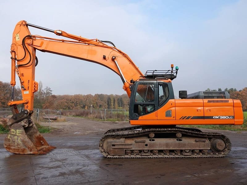 Máy đào Doosan DX380LC