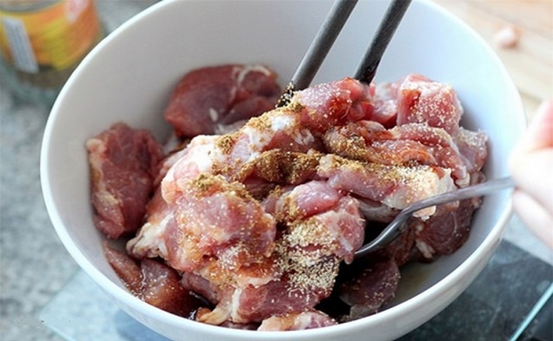 huong dan cach lam thit kho tieu