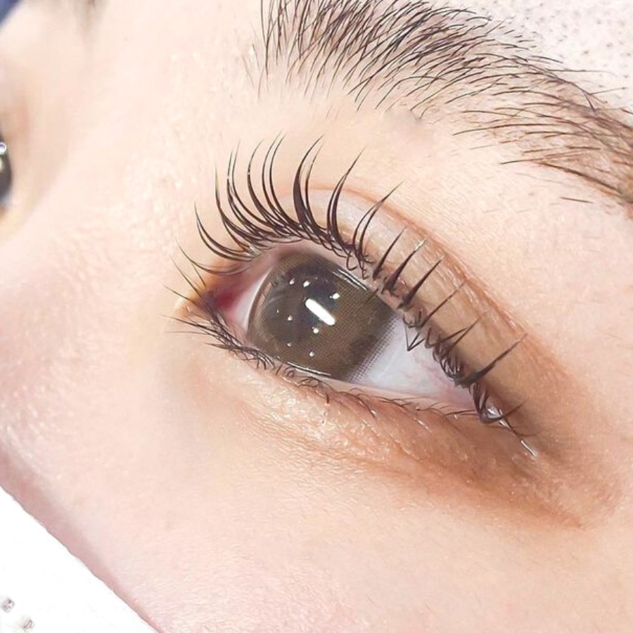 Nối mi có hại cho mắt không? 40 tuổi nên làm đẹp kiểu nào?