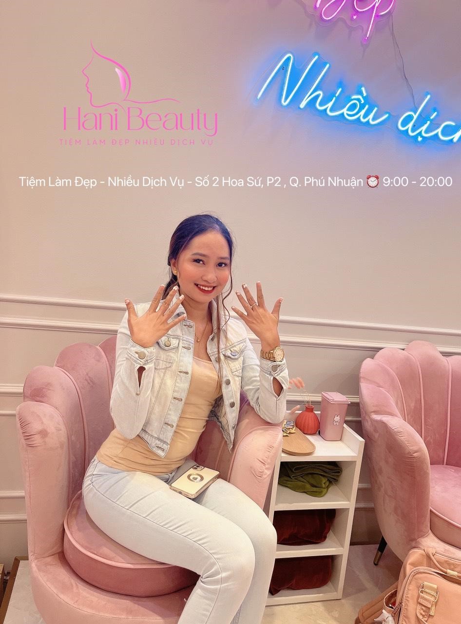 Nail gần đây có mẫu nào đẹp, sang chảnh nên trải nghiệm?