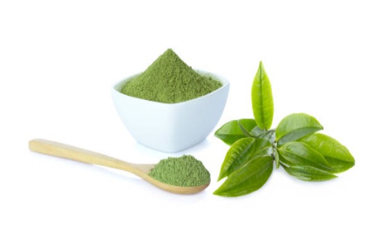 Trà xanh, thành phần tuyệt vời cho làn da mụn và lão hóa