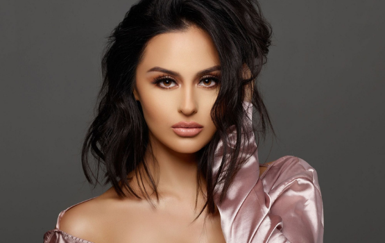 Christen Dominique - Bà Mẹ Một Con Trở Thành Beauty Blogger Đình Đám