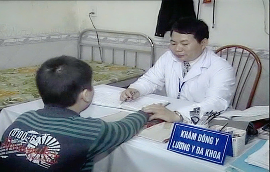 Vì sao nên chọn phòng khám Đỗ Huy Tố để điều trị đau lưng, thần kinh tọa bằng Đông y?