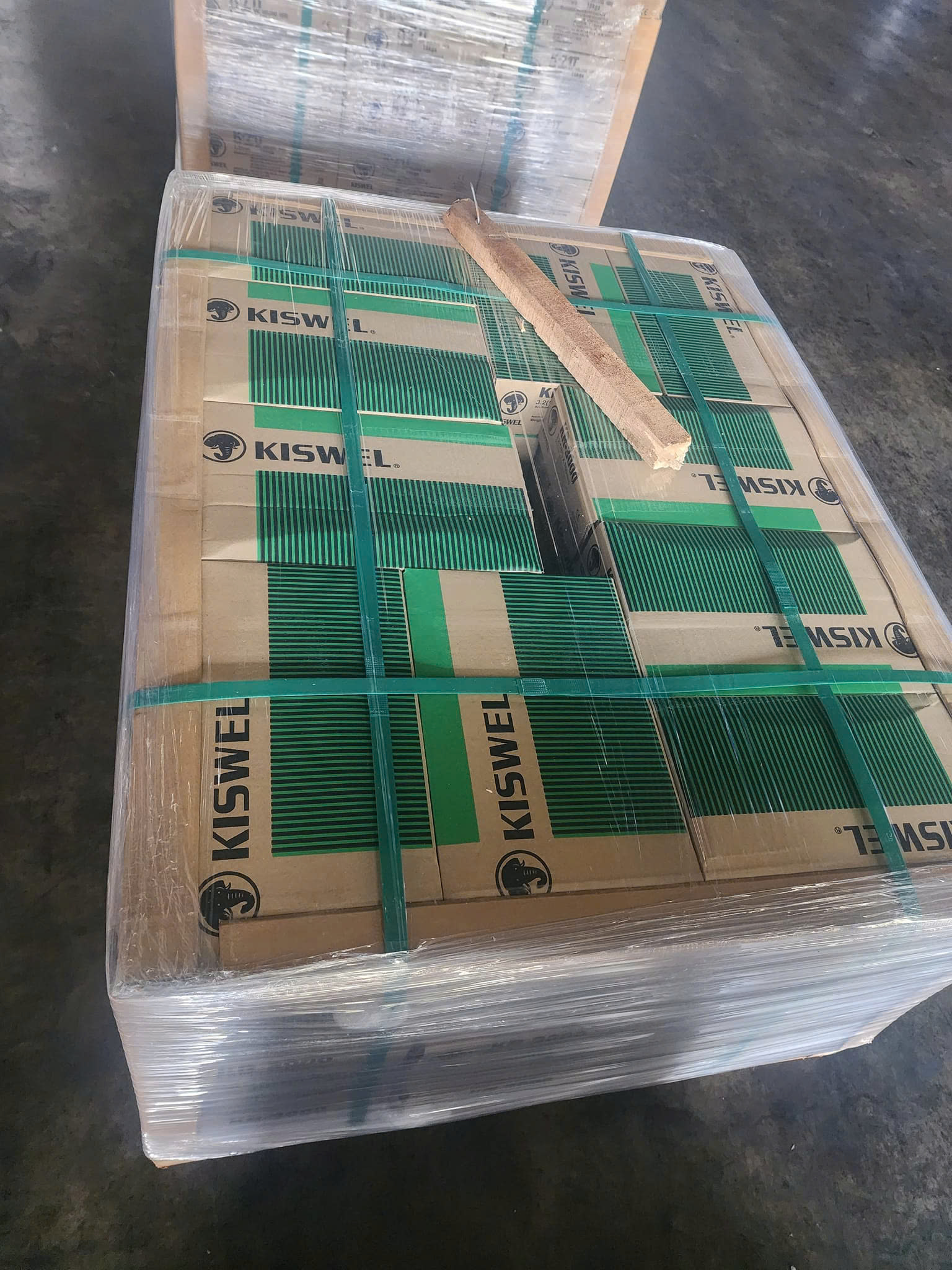 Kết nối với Vật Tư Gia Huy ngay, để mua que hàn chịu lực K-7018 chính hãng với giá thành tốt nhất