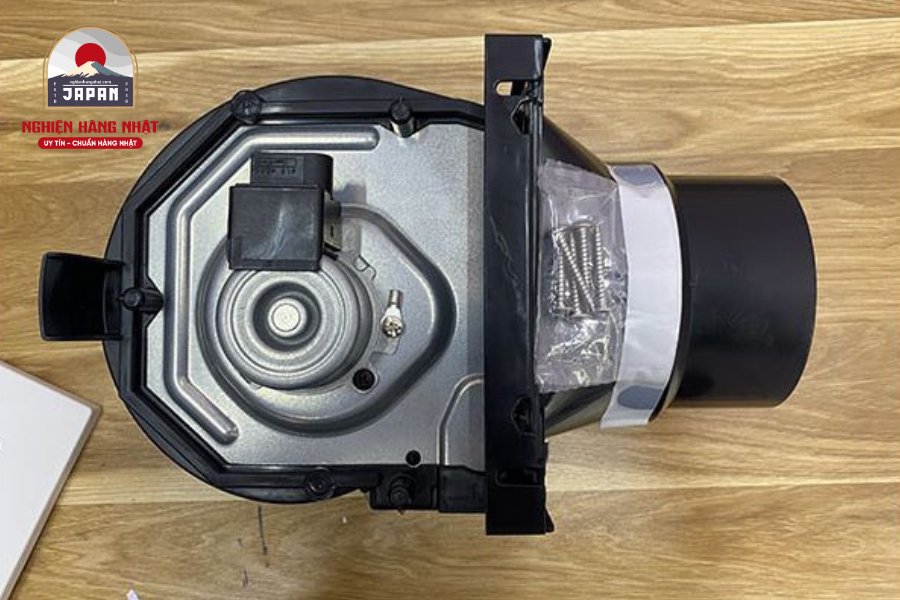 6-a7a9b45d-ecc9-4926-8d73-dfdd94ec19e2