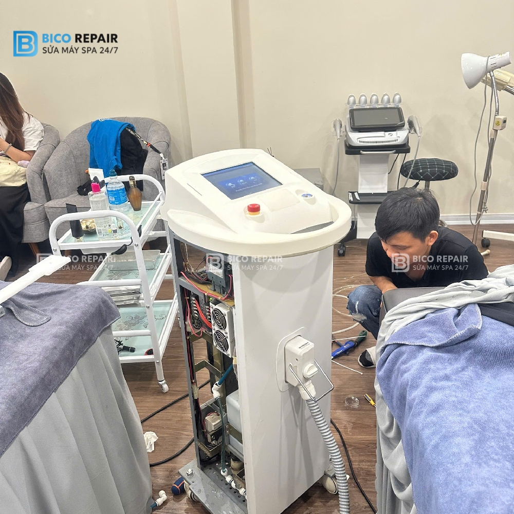 Tự Sửa Máy Triệt Lông Tại Nhà/Spa: Hướng Dẫn An Toàn & Những Sai Lầm Cần Tránh