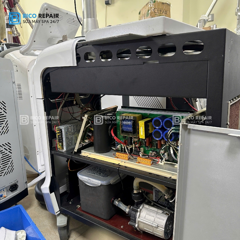 Vệ sinh, bảo dưỡng đường ống nước cho máy laser trục khuỷu