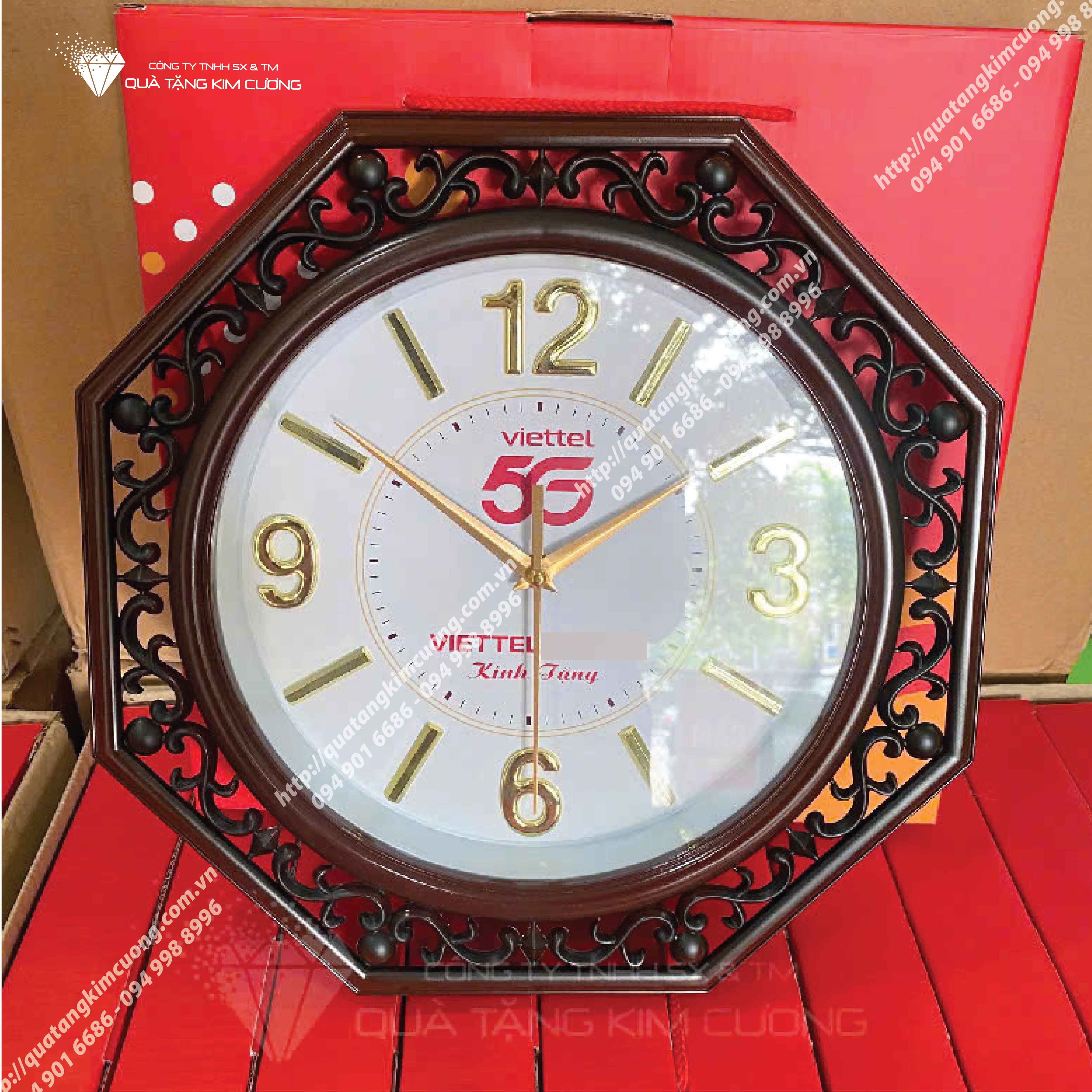 Đồng hồ treo tường viền giả cổ