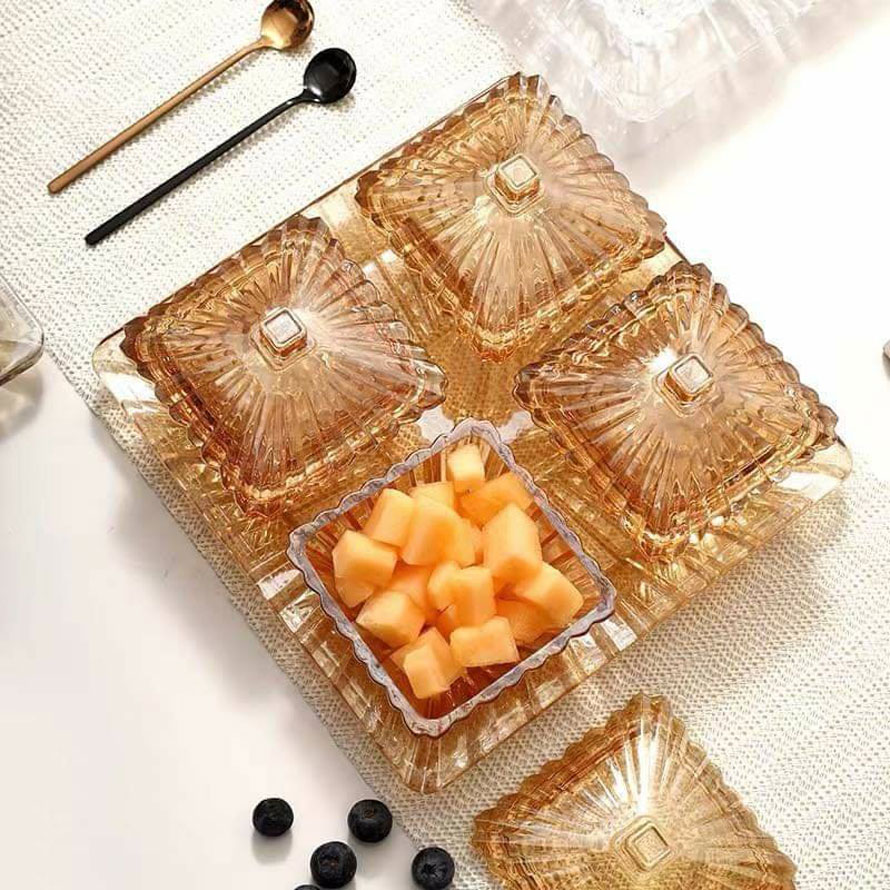 Khay đựng mứt Tết thủy tinh ô vuông 4 ngăn