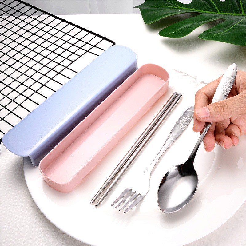 Bộ Đũa Muỗng Nĩa Inox có hộp tiện lợi du lịch / văn phòng