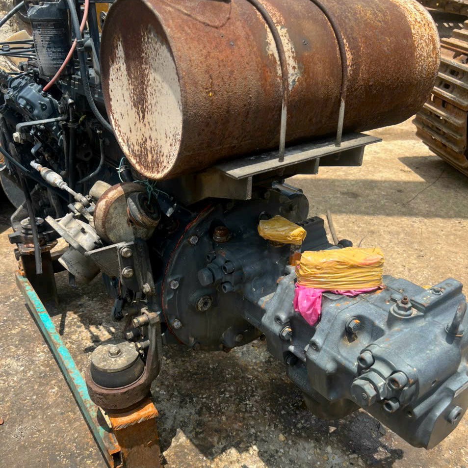 Mối quan hệ giữa Bơm thủy lực và Động cơ.