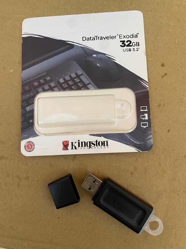 Usb 3.2 Kingston DTX nắp đậy 32Gb DataTraveler Exodia Copy [BH 1 năm]