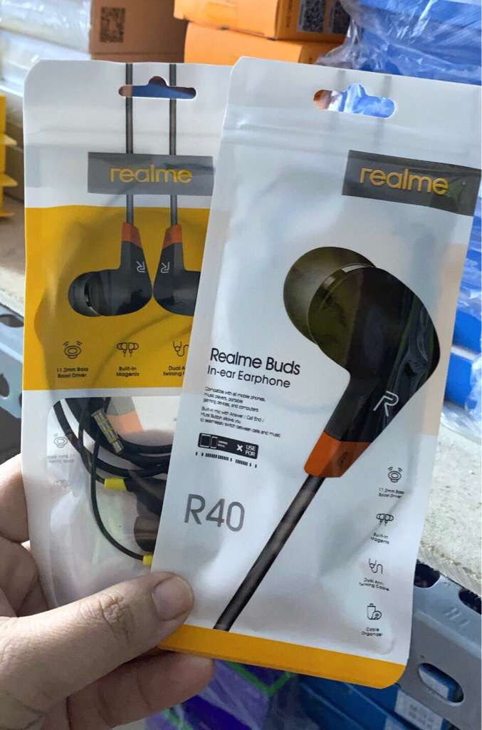 Tai nghe có dây 3.5 Realme R40 nhét tai siêu hay [BH 3 tháng]