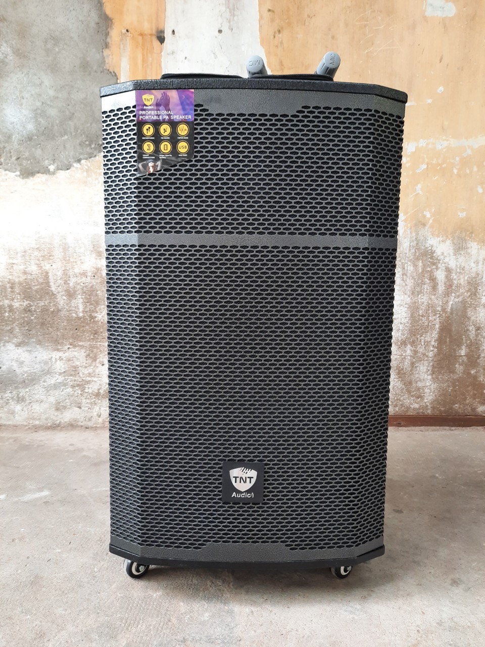 Loa kéo TNT PQ1801 5 tấc thùng gỗ tặng kèm 2 micro không dây karaoke [BH 1 năm]
