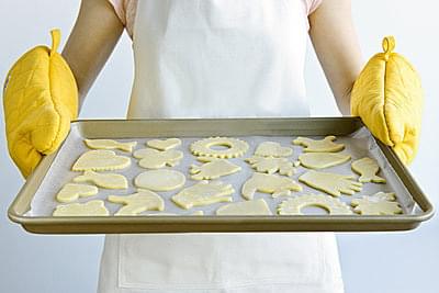 Giấy nướng bánh KHÔNG THẤM MỠ BAKING PAPER 30cm x 5m bếp