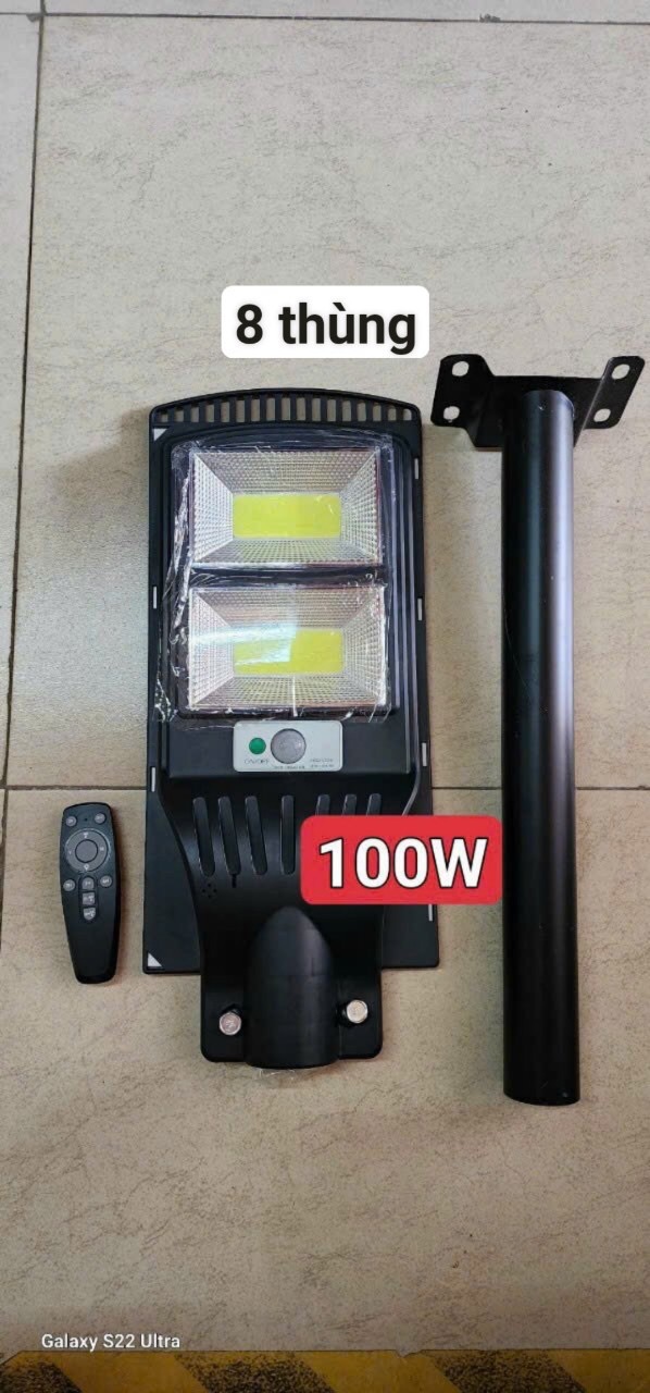 Đèn pha led năng lượng mặt trời 100w D20 siêu sáng Solar Light [BH 6 tháng]