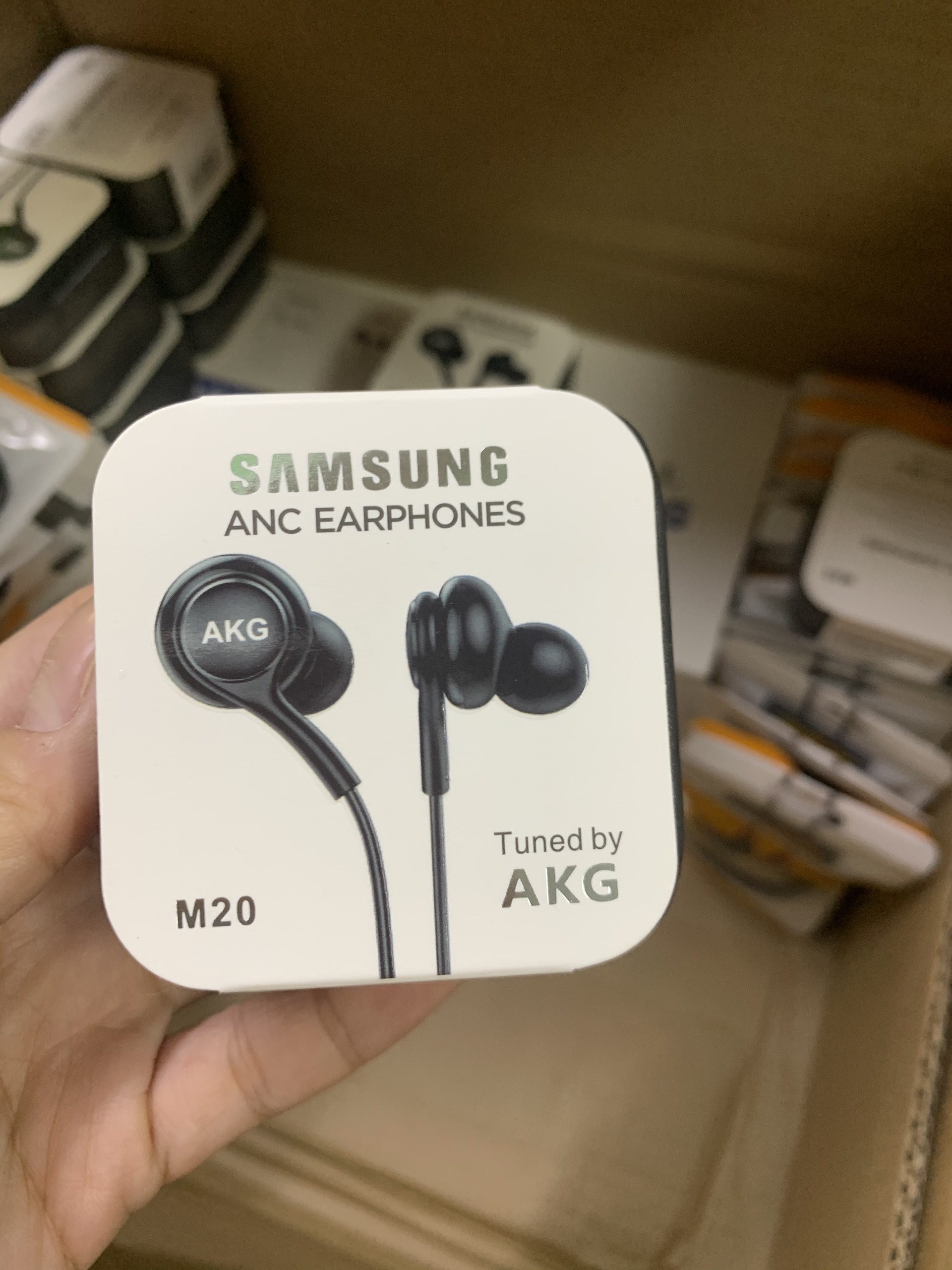 Tai nghe có dây 3.5 Samsung AKG M20 zin có hộp full box siêu hay [BH 3 tháng]