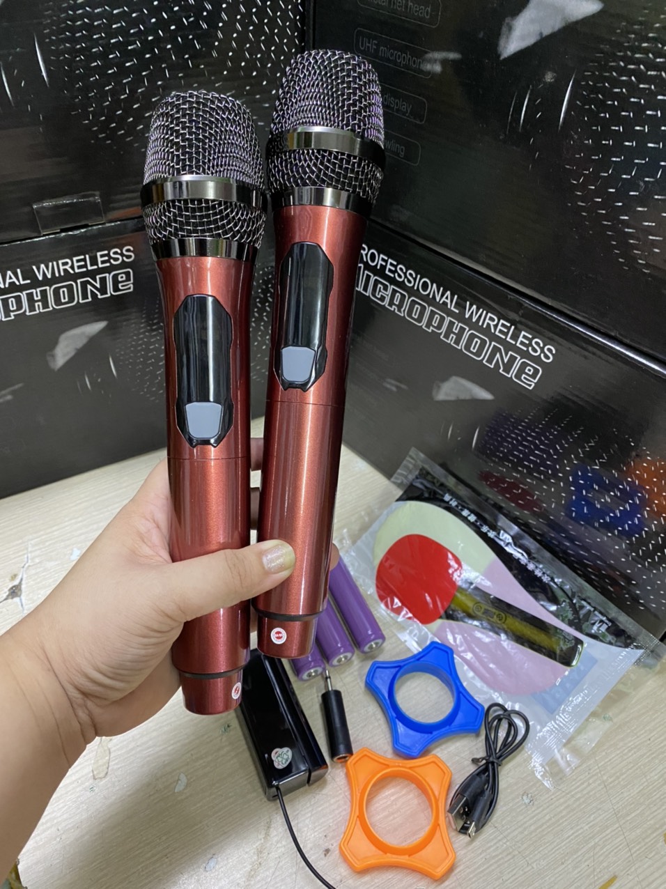 Micro đa năng bộ 2 mic không dây UHF hát karaoke [BH 3 tháng]