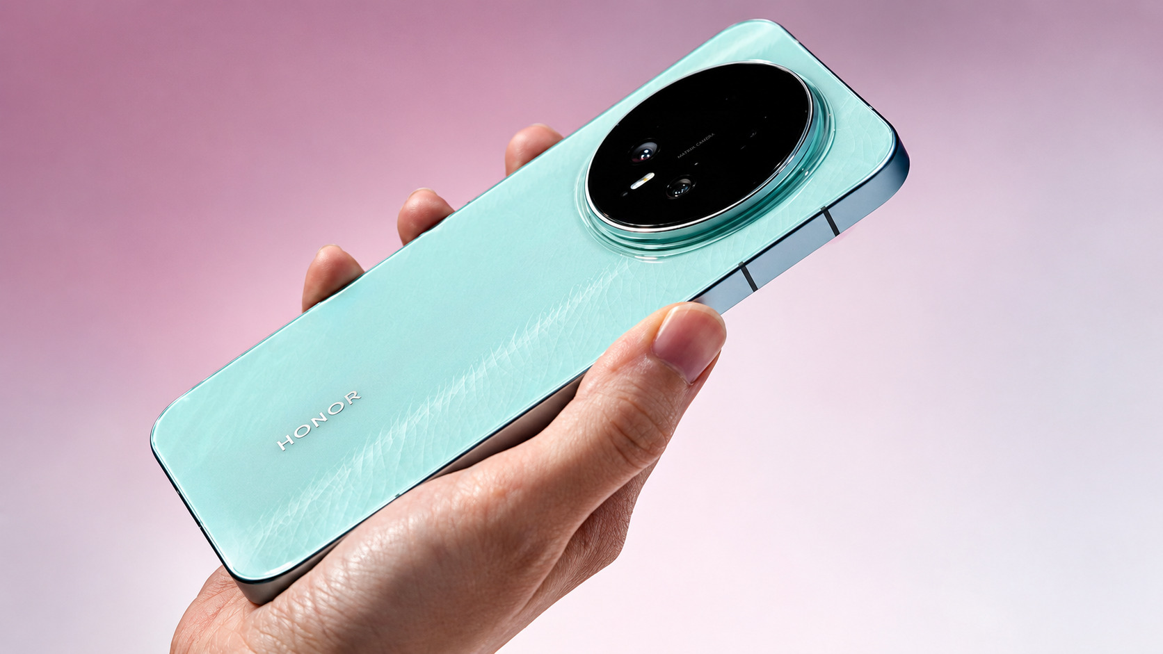 Pin 8000mAh, sạc nhanh có dây 80W