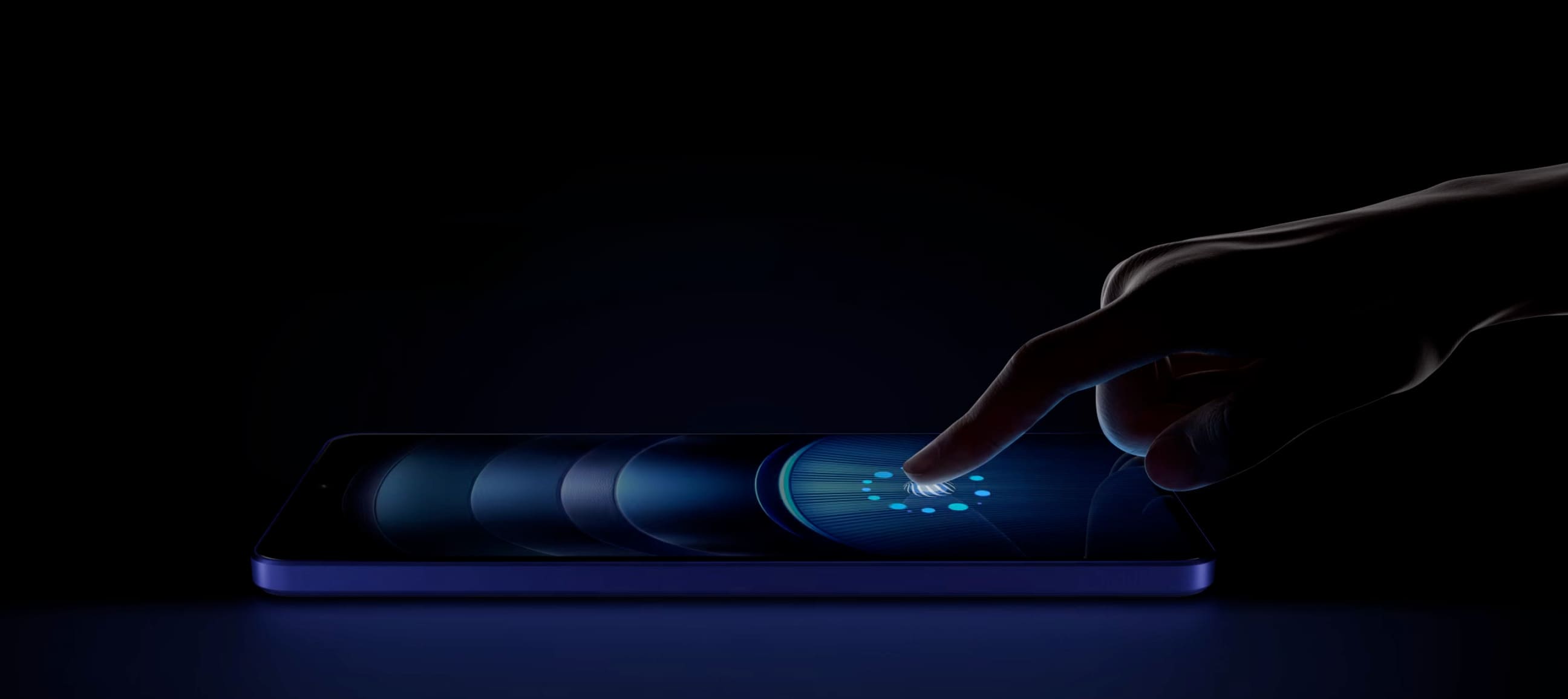 Màn Hình: AMOLED 144Hz, Bảo Vệ Mắt Đạt Chuẩn SGS