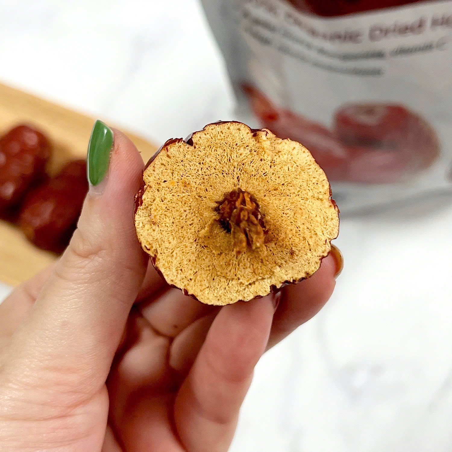 Táo Đỏ Hotan Hữu Cơ Green Nature 500gr ( Siêu VIP)