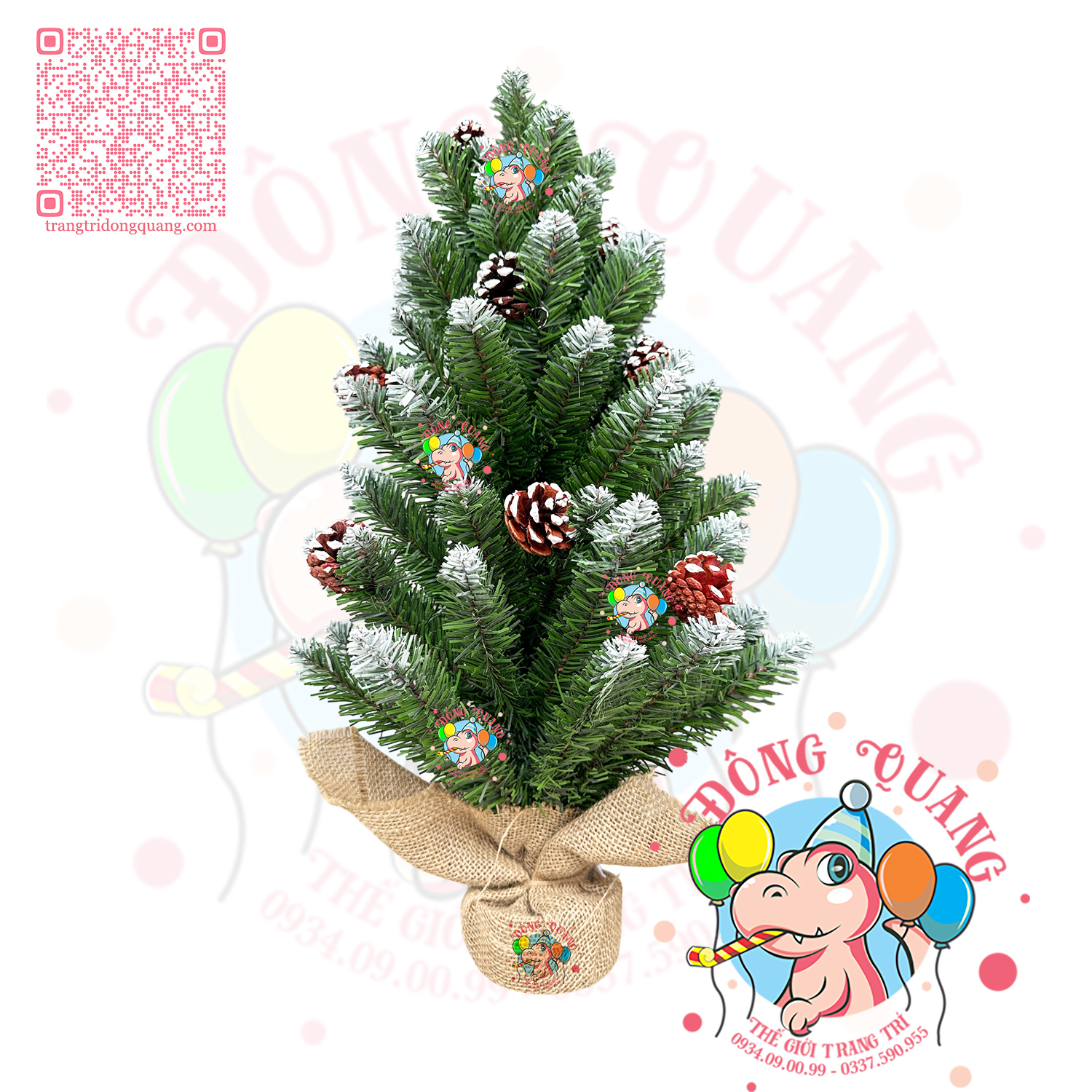 Cây thông mini đầu nhọn phun sơn gắn trái thông