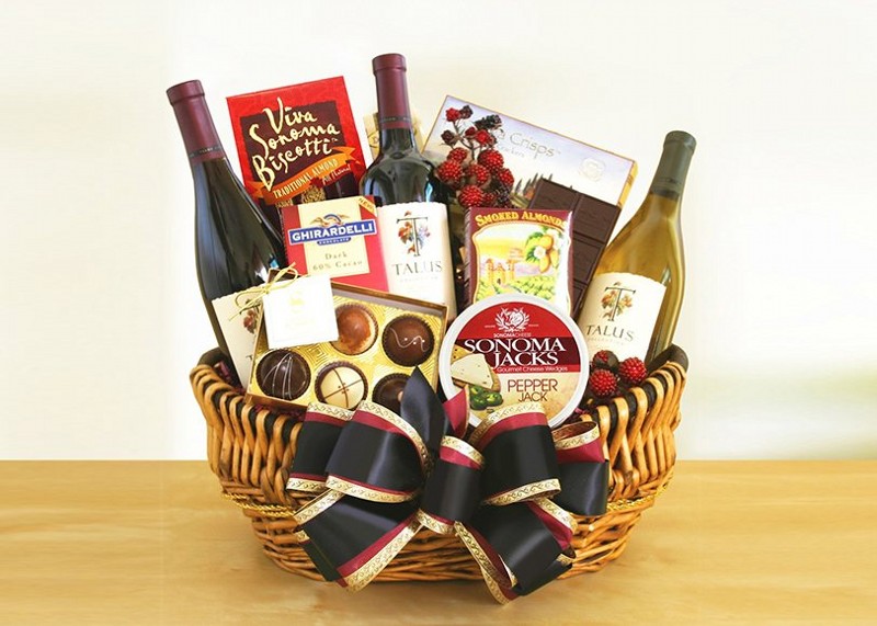 Một giỏ quà tết giá trung bình từ bao nhiêu? Bếp Bụng Bự