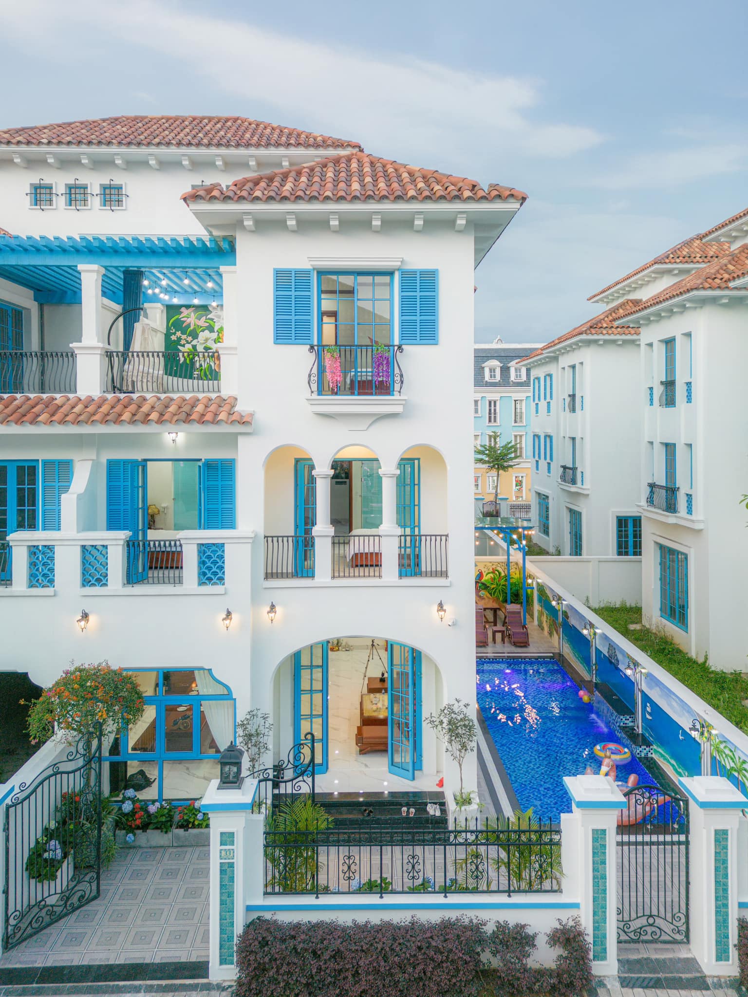 Mẫu Villa có hồ bơi đẹp nhất hiện nay