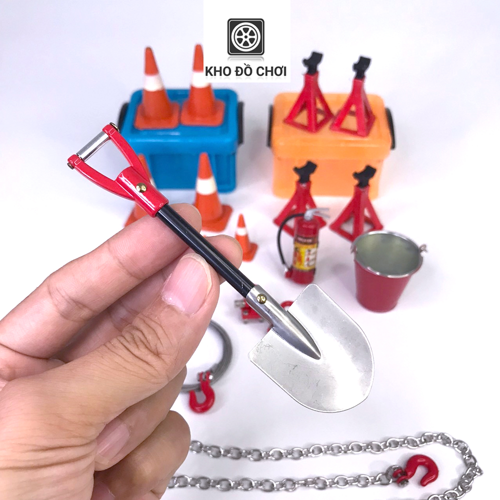 Mô hình xẻng kim loại - phụ kiện trang trí xe RC