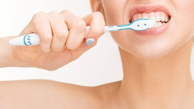 Chăm sóc răng nhạy cảm