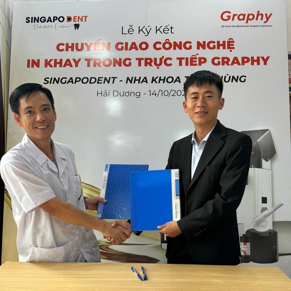SINGAPODENT CHUYỂN GIAO CÔNG NGHỆ IN KHAY TRONG TRỰC TIẾP GRAPHY CHO NHA KHOA TRẦN HÙNG