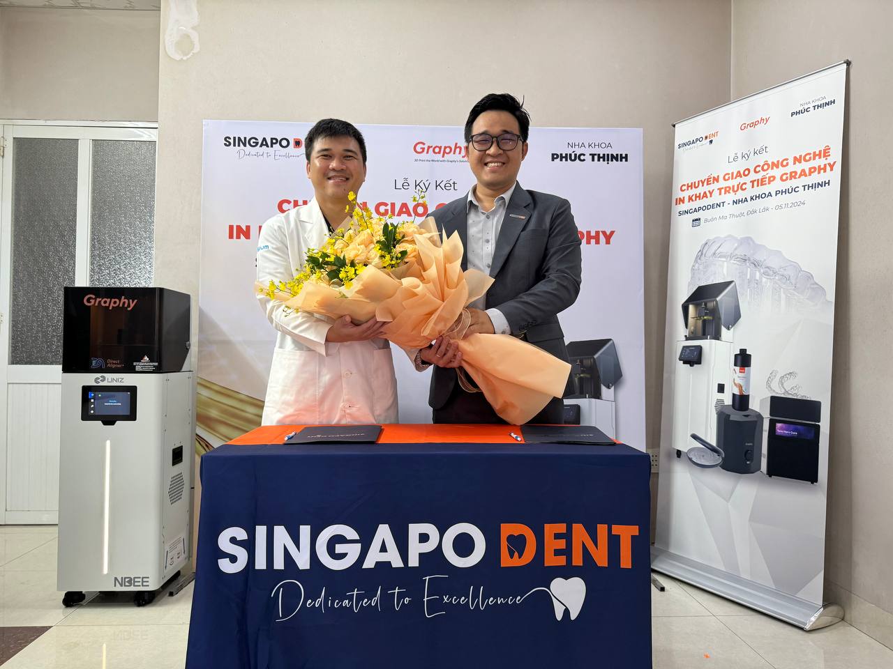 NHA KHOA PHÚC THỊNH (ĐẮK LẮK): TIÊN PHONG CHUYỂN GIAO THÀNH CÔNG CÔNG NGHỆ IN 3D TRỰC TIẾP TẠI PHÒNG KHÁM CÙNG SINGAPODENT