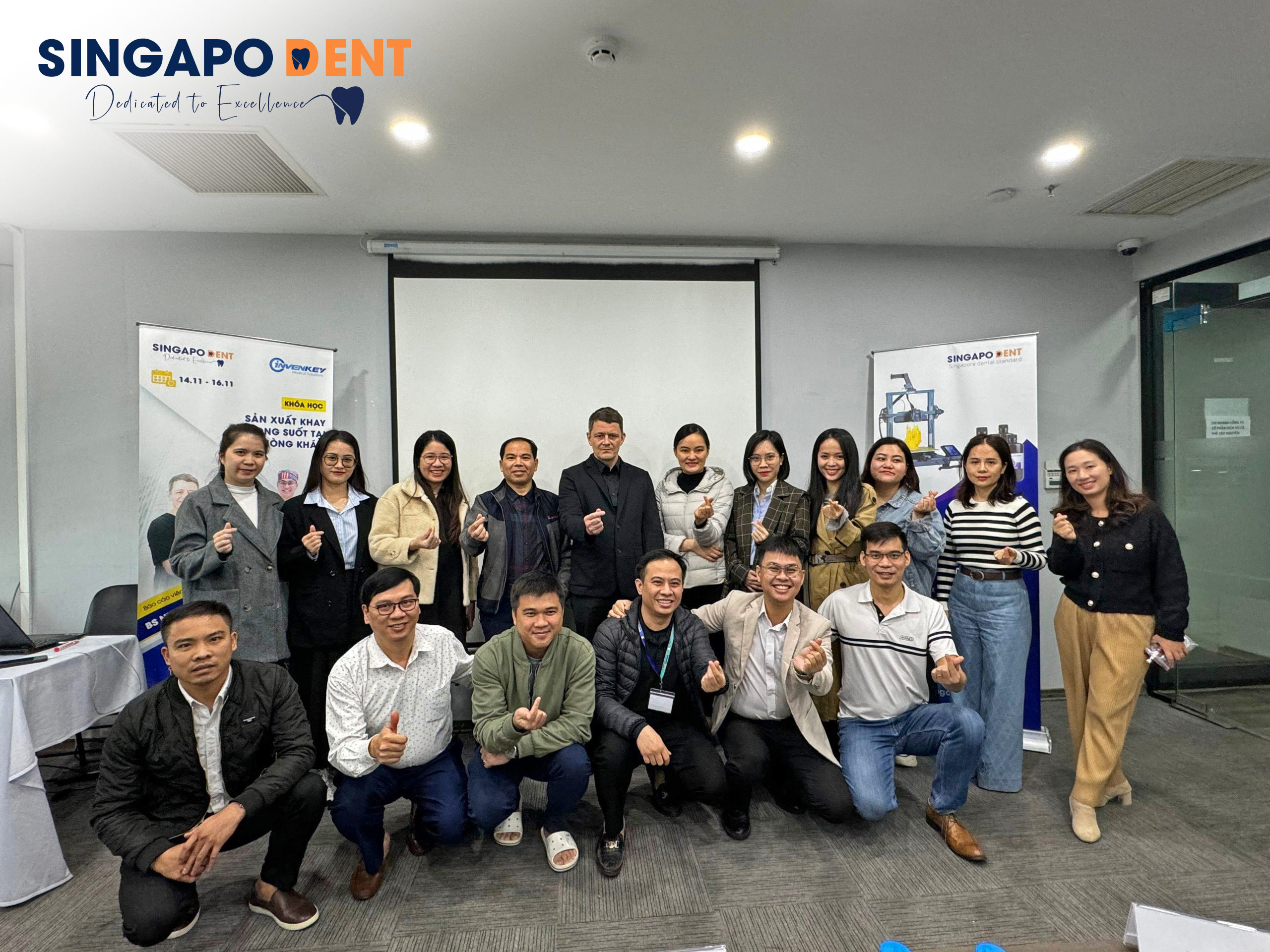 RECAP WORKSHOP HÀ NỘI - SẢN XUẤT KHAY TRONG SUỐT TẠI PHÒNG KHÁM_IN HOUSE ALIGNER NGÀY 14 - 16.11.2023
