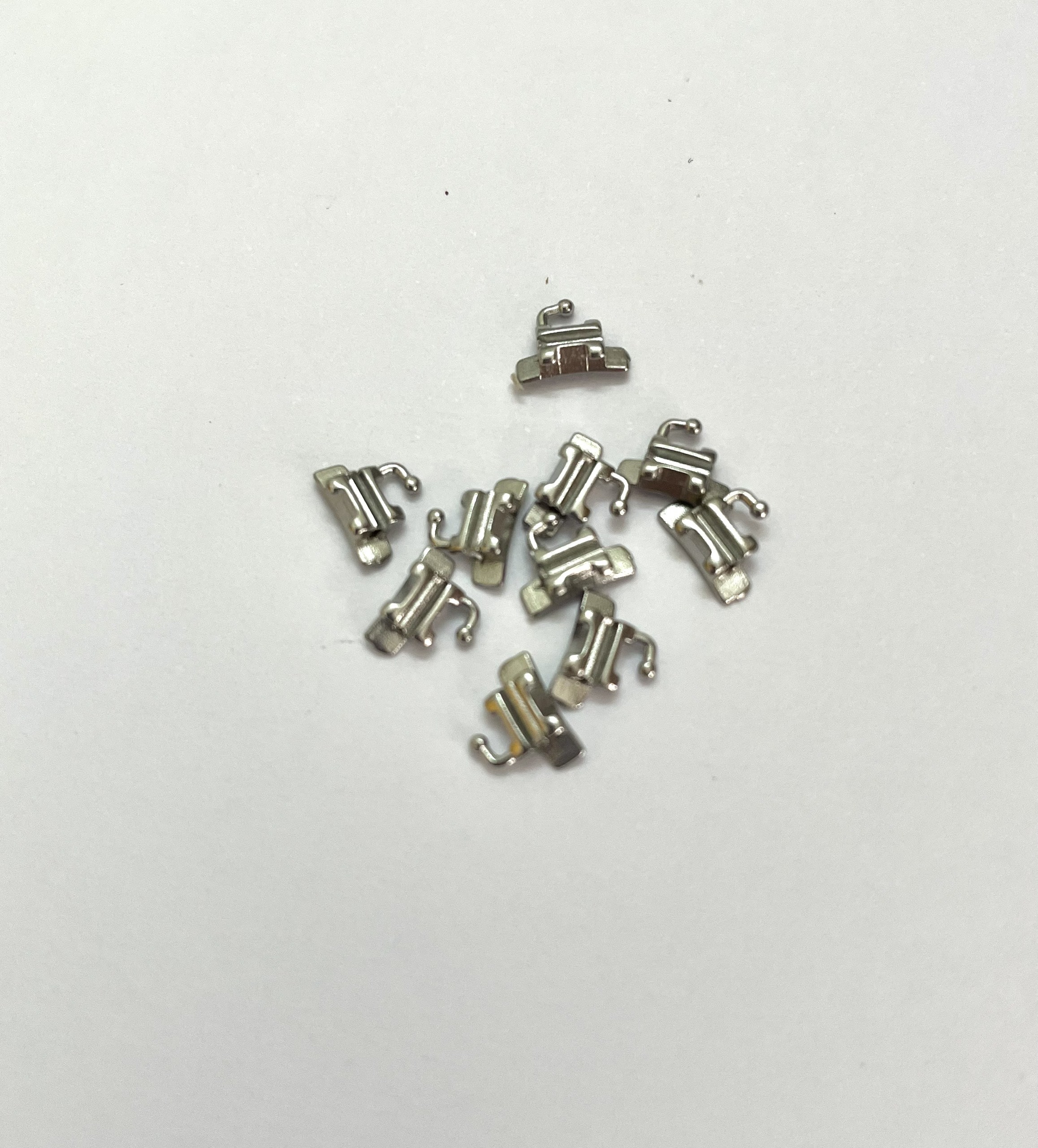 Mắc Cài R6 1 Ống Lẻ_Mico One