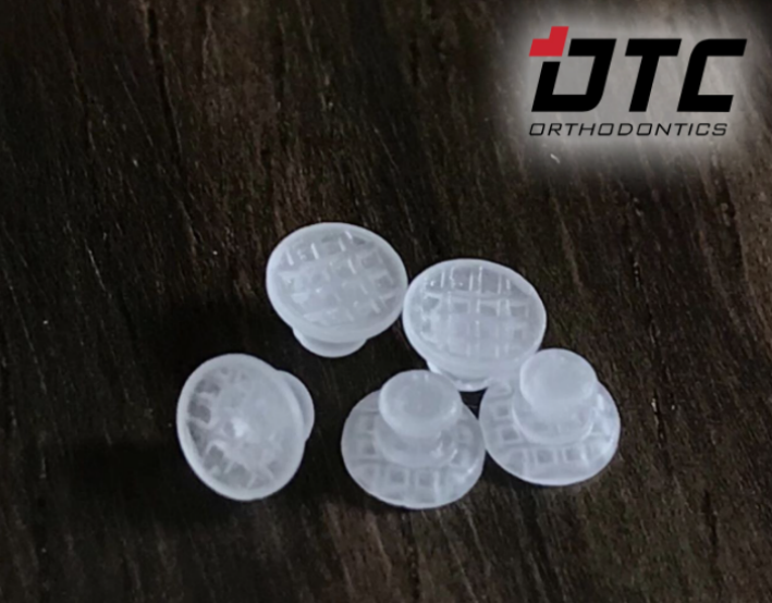 Button Sứ_DTC