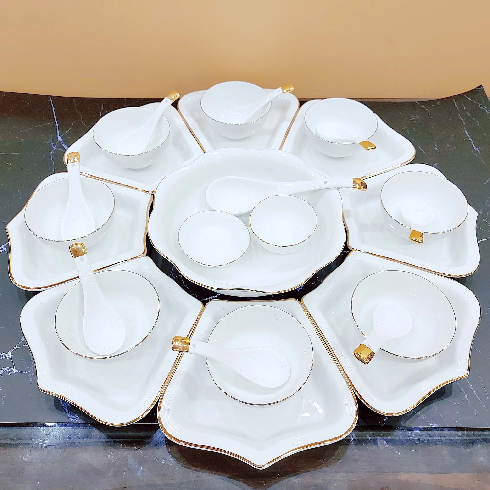 Bát đĩa bát tràng men trắng sang trọng thanh lịch