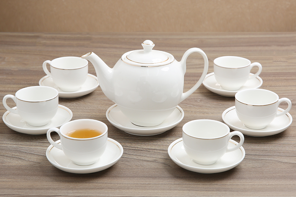 bo-binh-tra-men-trang-tinh-te-sang-trong