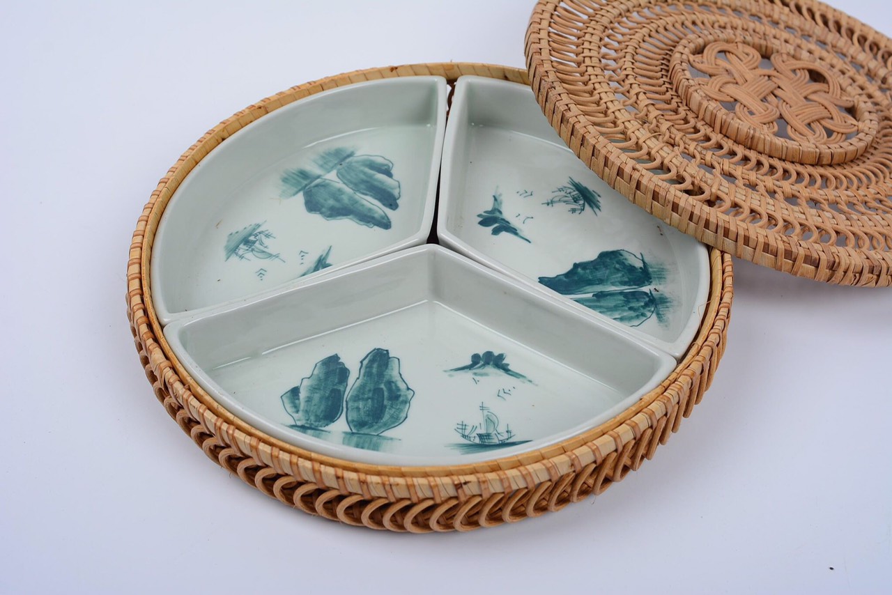 khay-mut-hinh-giot-nuoc-tinh-te