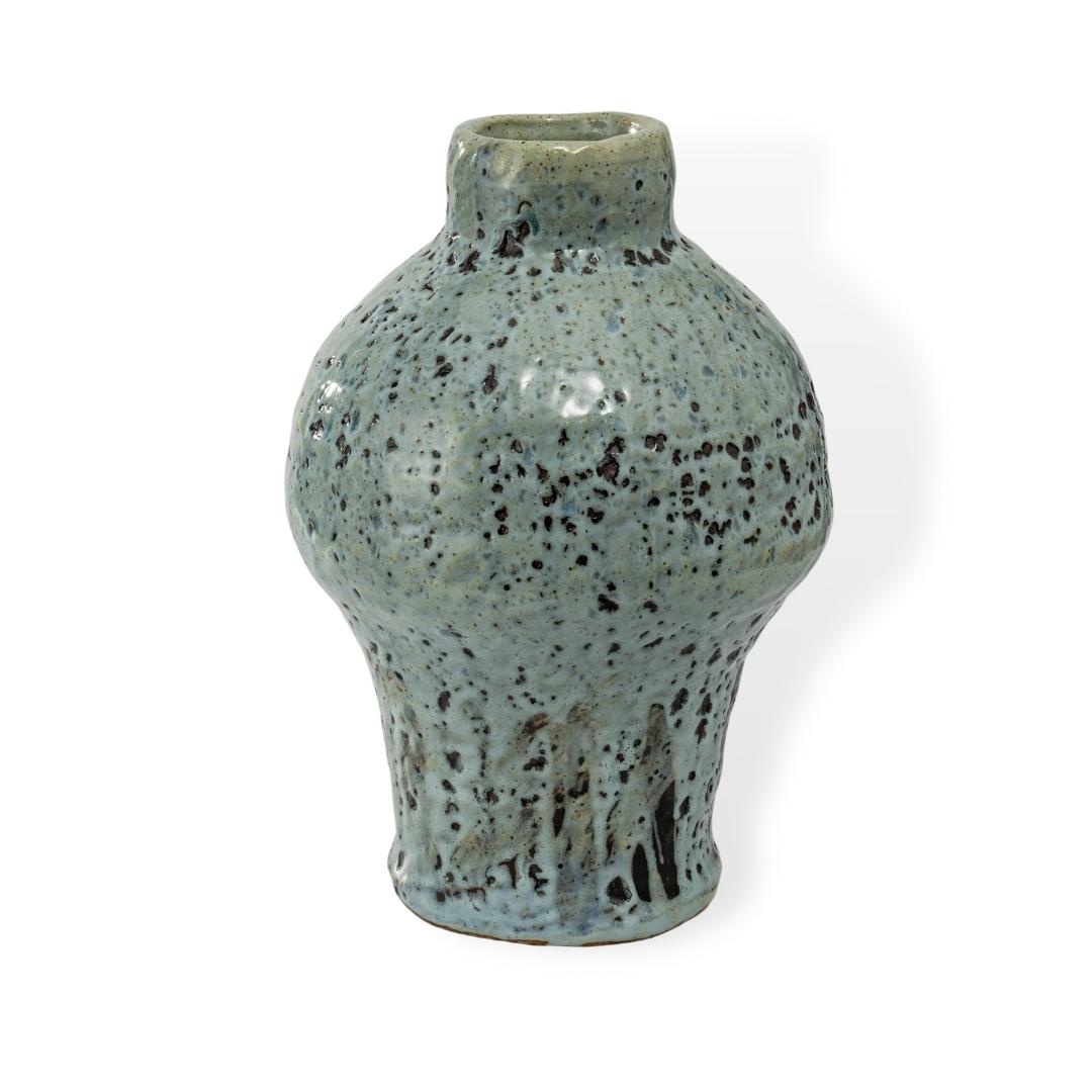 Bình Hoa Gốm Be Chạch - Men Lam Điểm Đen </br> (C:30cm; M:8cm)