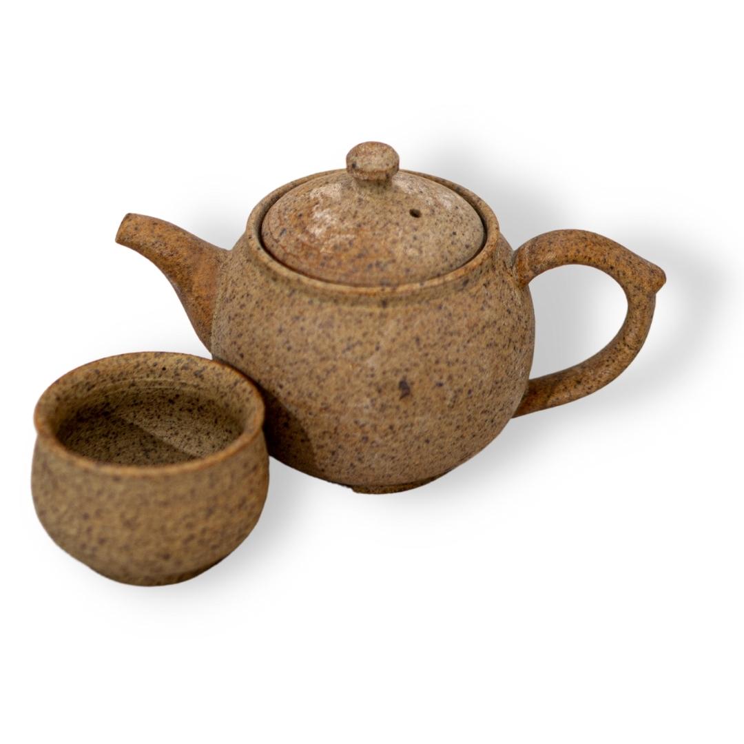 Ấm Trà Màu Nâu Đất Sét