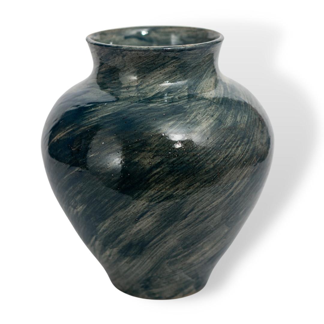 Bình Hoa Khai Tâm "An Trú" - Thiền Sư Thích Nhất Hạnh