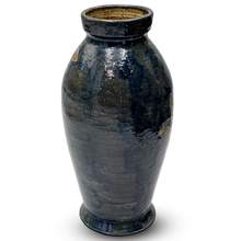 Bình Men Lục Chùm Hồng