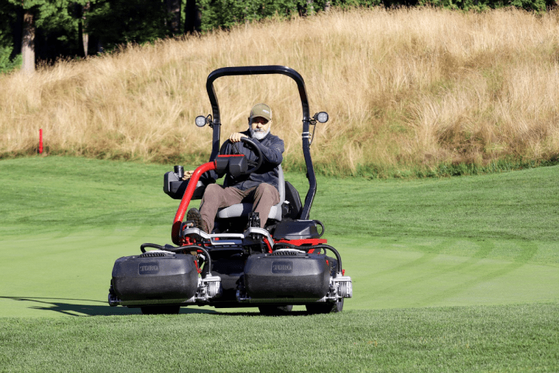 Giảm thiểu tác động môi trường của việc bảo trì sân golf thông qua việc cải tạo đất