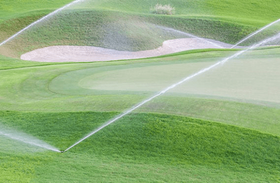 lắp đặt hệ thống tưới sân golf 