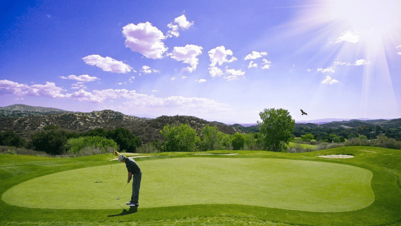 Mẹo thiết yếu về cảnh quan sân golf cho Greens và Fairways