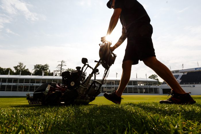 Thiết bị thiết yếu để bảo dưỡng sân golf