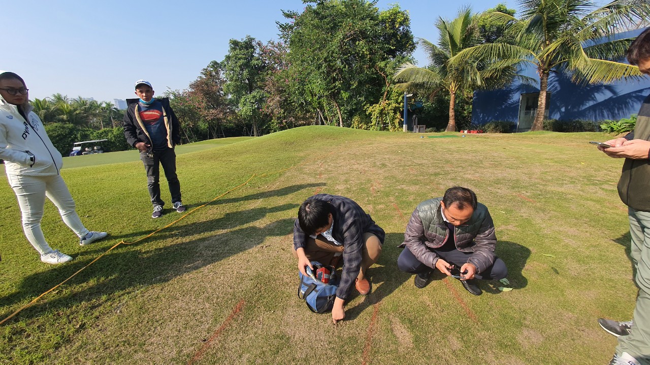 Duy trì và chăm sóc sân golf thường xuyên