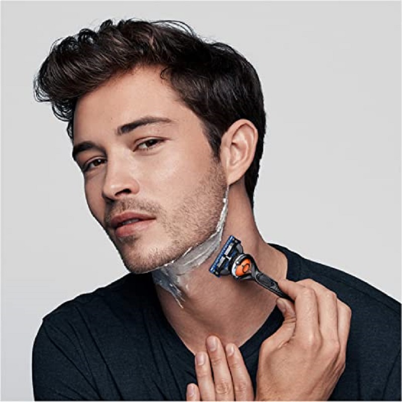 Có nên mua bộ tông đơ cắt tóc, cạo râu Braun BT3240 không?