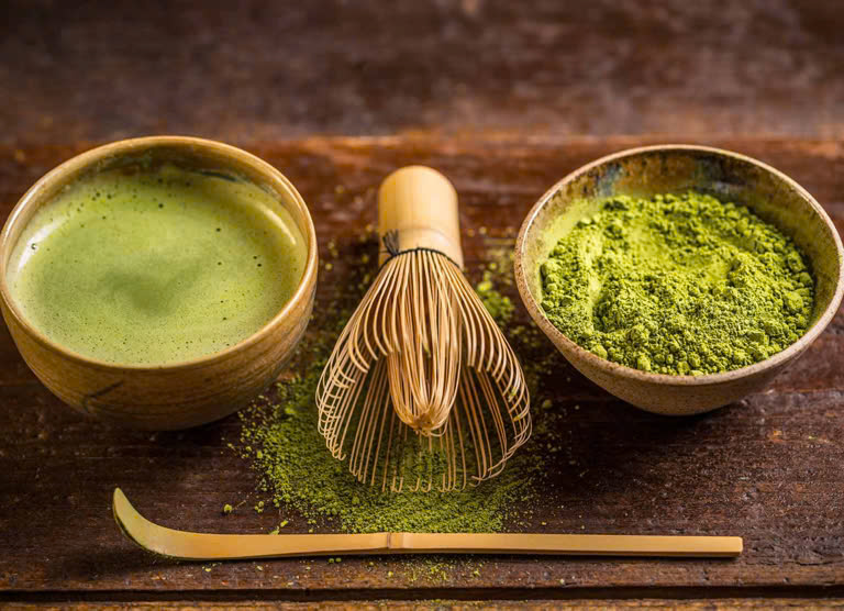 Điều gì xảy ra khi uống matcha thường xuyên?