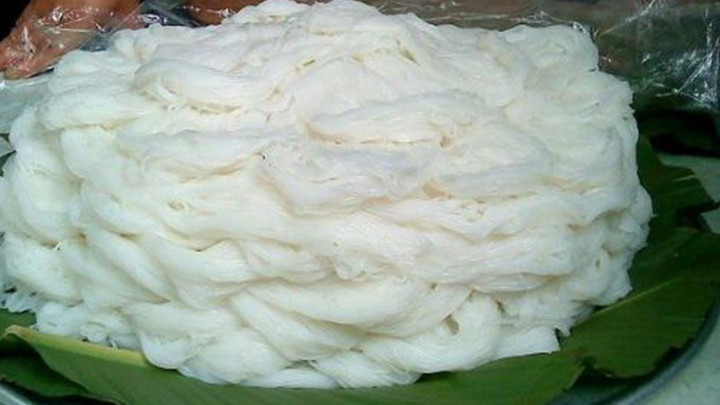 Cách phân biệt bún sạch và bún nhiễm hóa chất